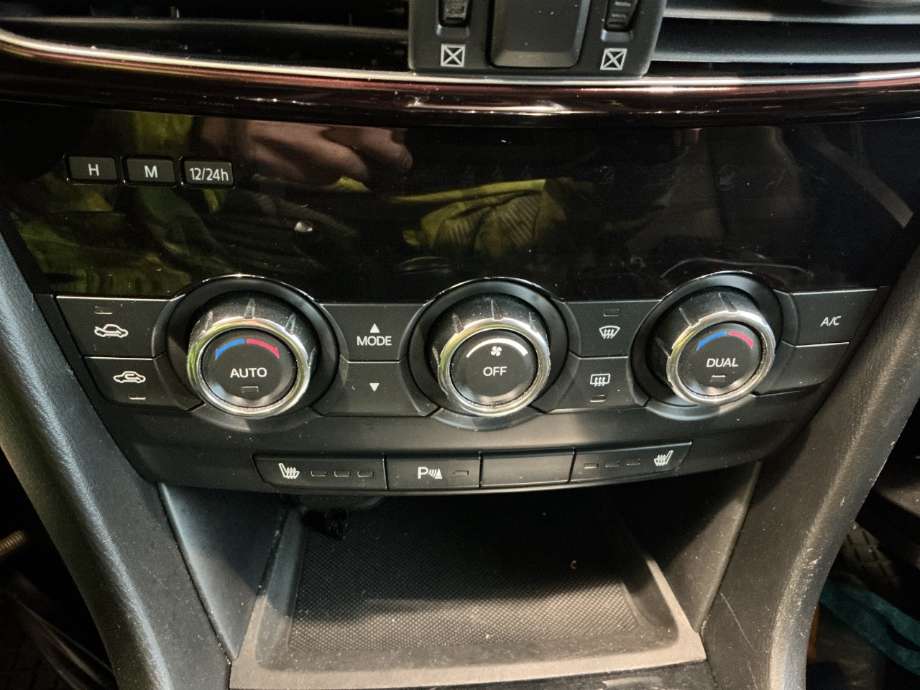Varmeapparat betjening til Mazda 6, 2013-2015 (Type III, Fase 1)  (MAZDA|)