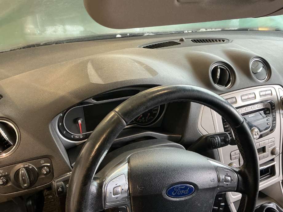 Dashbord til Ford Mondeo, 2007-2010 (Type IV, Fase 1)  (FORD|)
