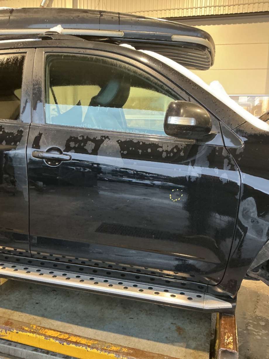 Dør høyre foran til Toyota RAV4, 2009-2013 (Type III, Fase 2)  (TOYOTA|)