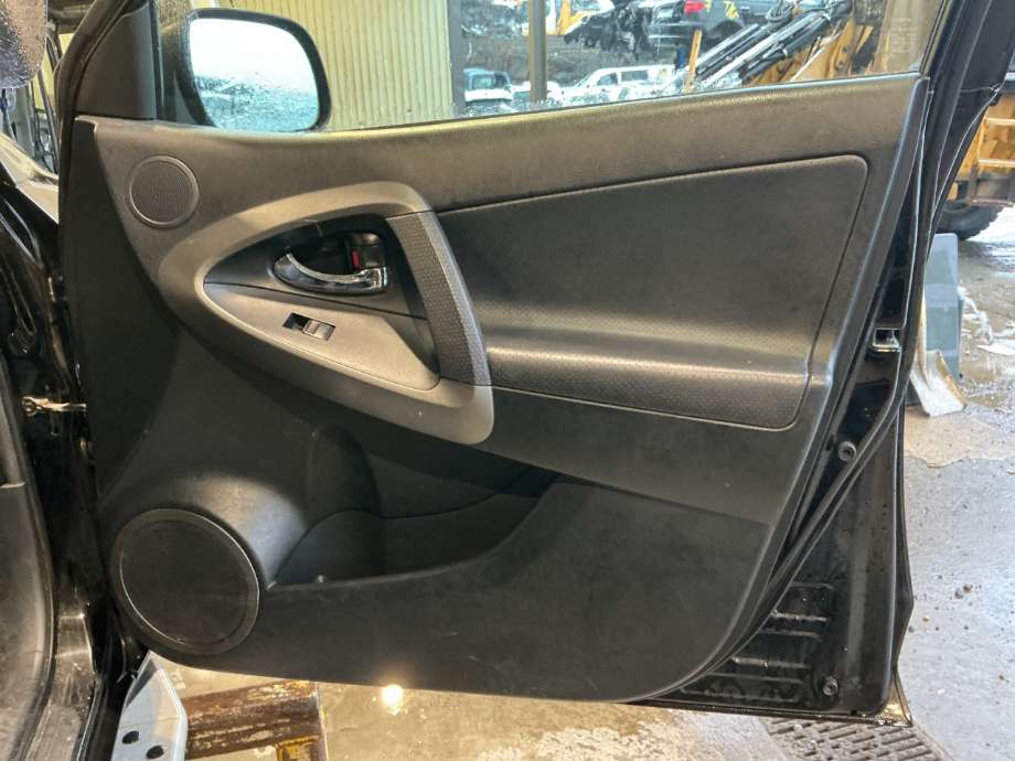 Dørtrekk høyre til Toyota RAV4, 2009-2013 (Type III, Fase 2)  (TOYOTA|)
