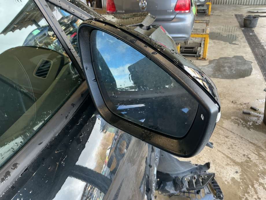 Speil høyre til VW ID.4 2020-->>  (VOLKSWAGEN|11B857508AF|)