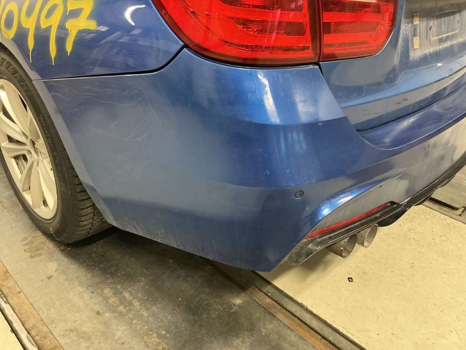Støtfanger bak til BMW 3-Serie 2012-2018 (F30/F31/F34) (F30/F31/F34) (BMW|51 12 8 056 577|)