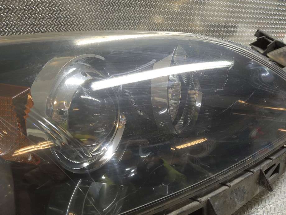 Frontlykt høyre halogen til Mazda 3 2003-2005 (Type I, Fase 1)  (MAZDA|BP4K510K0E|BP4K510K0F|)