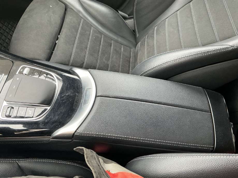 Innredning, Konsoll til Mercedes EQC, 2019-->> (MERCEDES|)