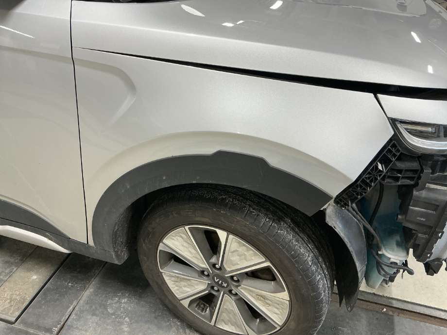 Skjerm høyre foran til Kia e-Soul, 2019-->> (Type III)  (KIA|66321K0000)