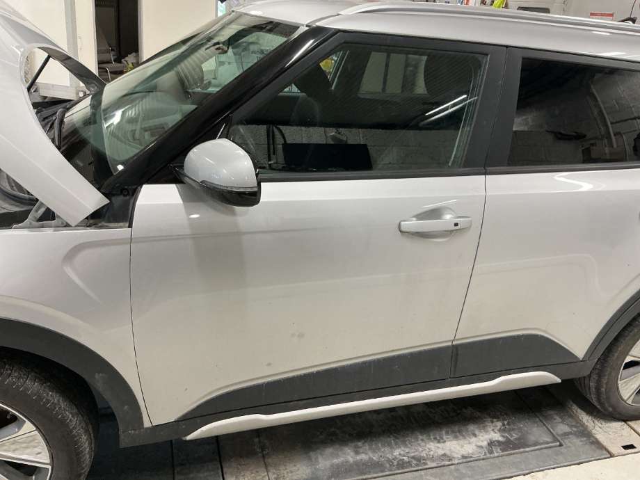 Dør venstre foran til Kia e-Soul, 2019-->> (Type III)  (KIA|)