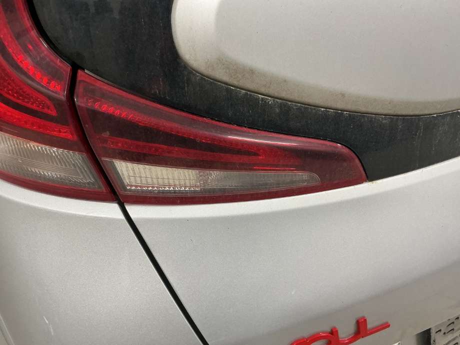Baklykt venstre indre til Kia e-Soul, 2019-->> (Type III)  (KIA|)