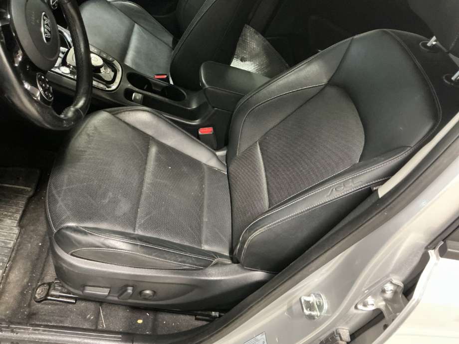Sete foran venstre til Kia e-Soul, 2019-->> (Type III)  (KIA|)