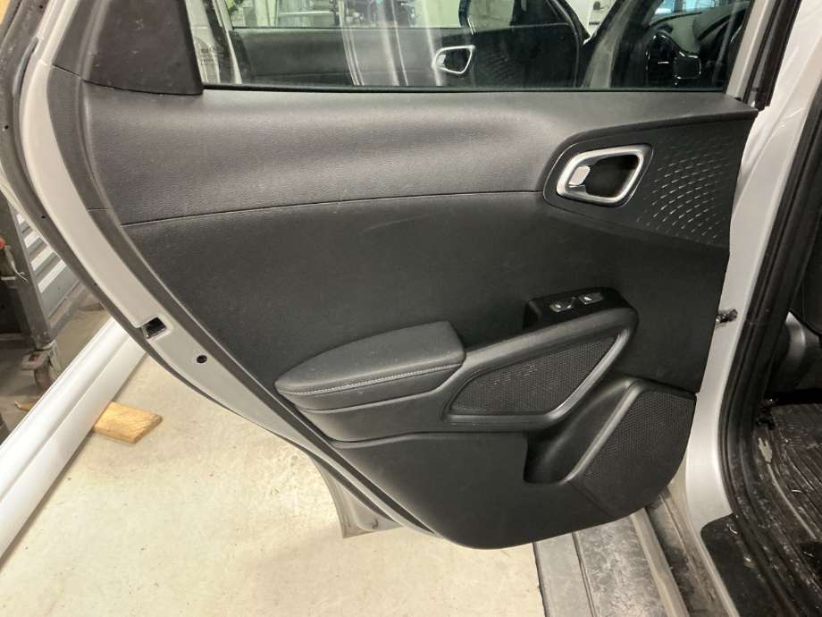 Dørtrekk venstre til Kia e-Soul, 2019-->> (Type III)  (KIA|)