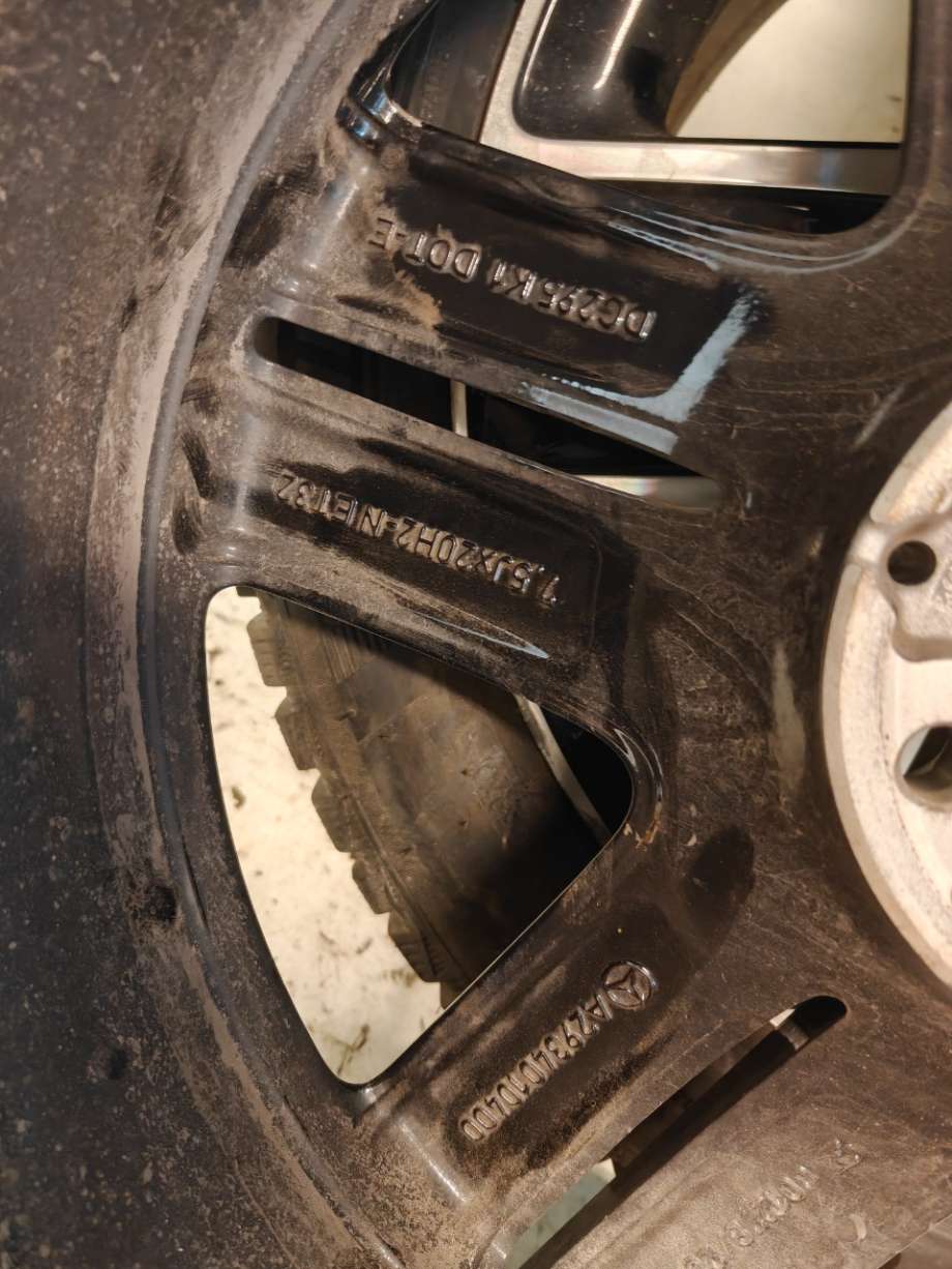 Felgsett aluminium til Mercedes EQC 2019-->>  (MERCEDES|A29334010600 BAK|A2934010400 FORAN|)