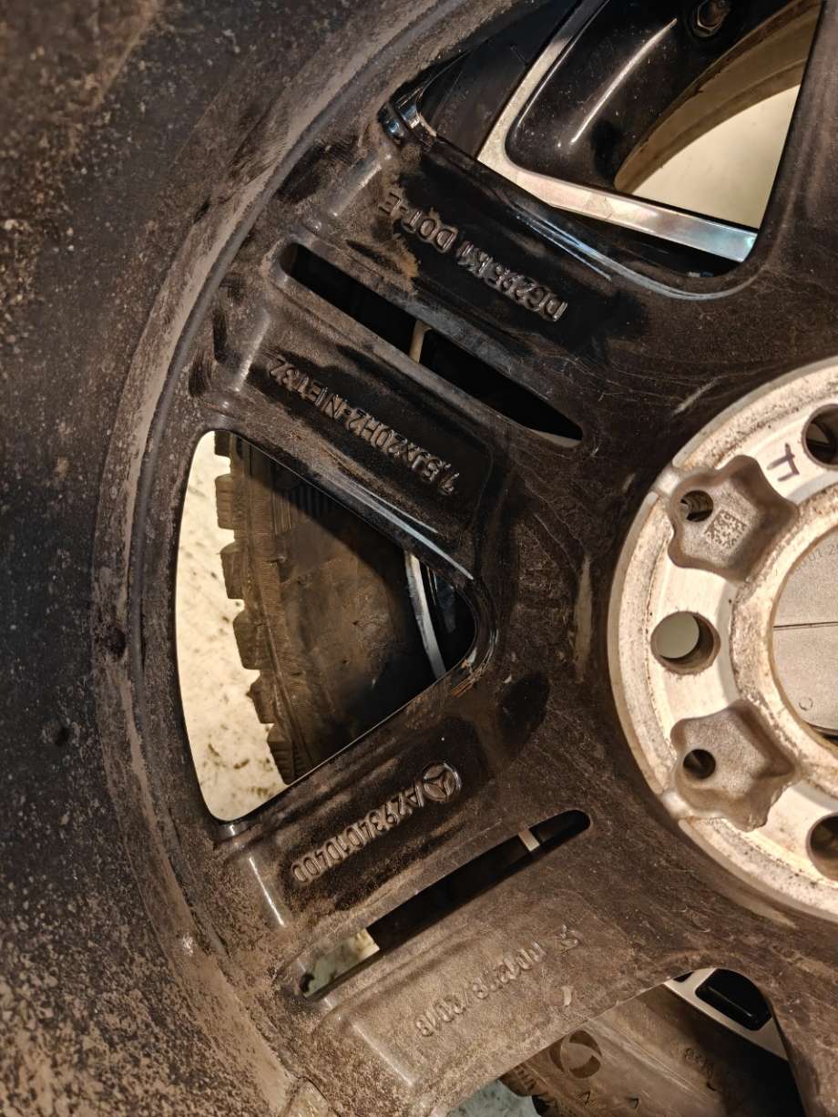 Felgsett aluminium til Mercedes EQC 2019-->>  (MERCEDES|A29334010600 BAK|A2934010400 FORAN|)