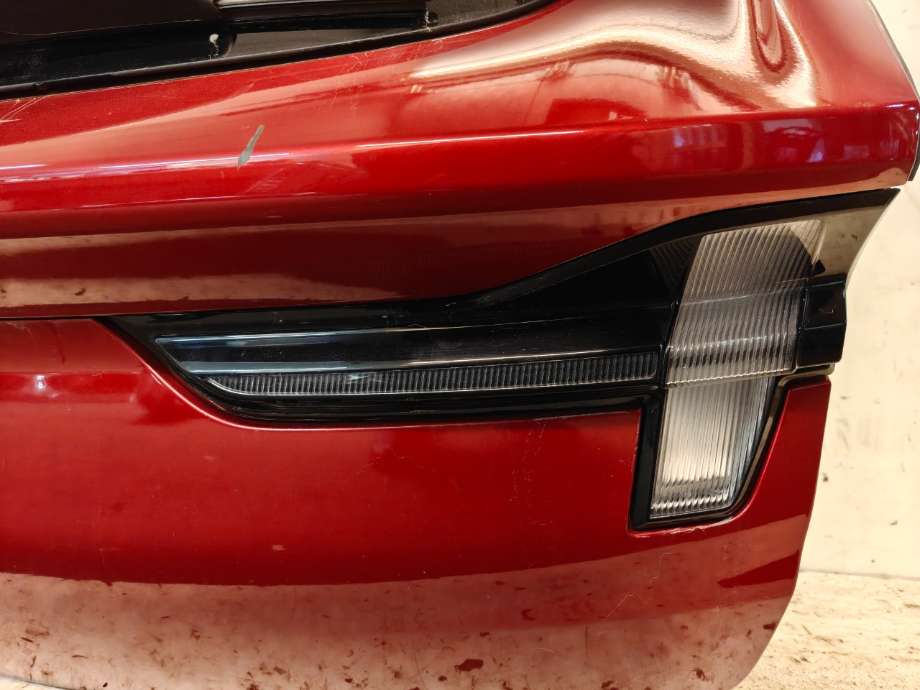 Baklykt høyre indre til Ford Mustang Mach-e 2020-->>  (FORD (US)|LJ8B-13A602-AE|2616107|)