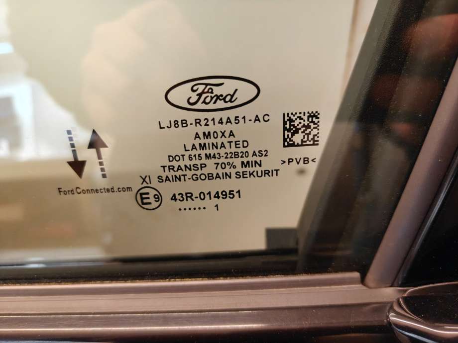 Siderute venstre foran til Ford Mustang Mach-e 2020-->>  (FORD (US)|LJ8B-R214A51-AC|2489246|)