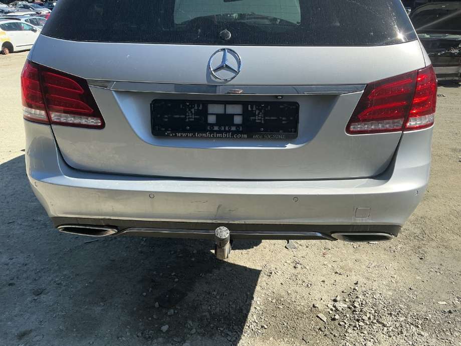 Støtfanger bak til Mercedes E-Klasse 2013-2016 (Fase 2) (W212) (W212) (MERCEDES|A 212 885 99 25|)