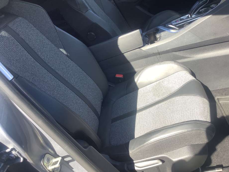 Sete foran høyre til Peugeot 3008, 2016-->> (Type II)  (PEUGEOT|)