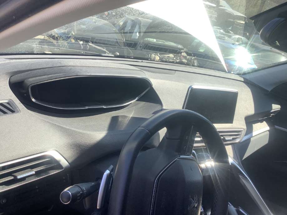 Dashbord til Peugeot 3008, 2016-->> (Type II)  (PEUGEOT|)