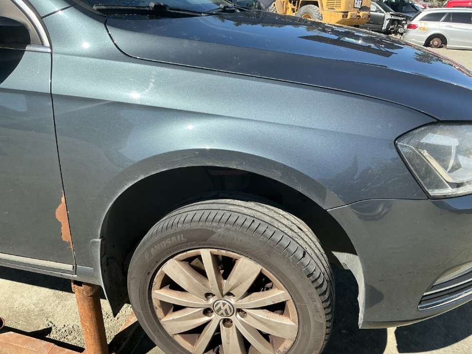 Skjerm høyre foran til VW Passat, 2011-2015 (B7) (B7) (VOLKSWAGEN|)