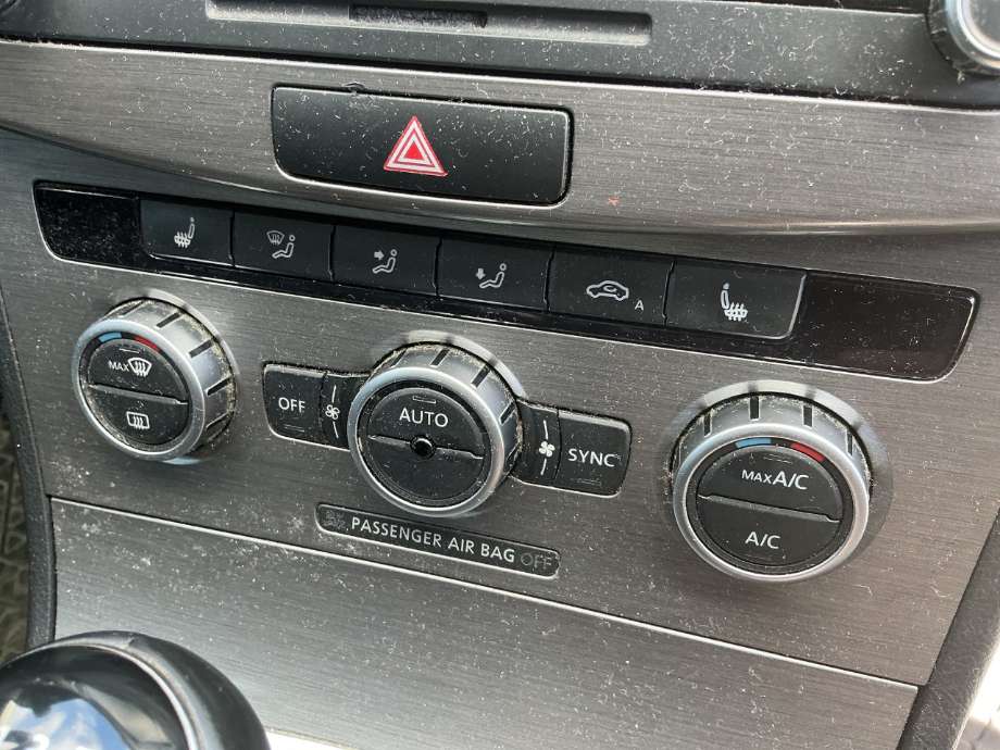 Varmeapparat betjening til VW Passat 2011-2015 (B7) (B7) (VOLKSWAGEN|)