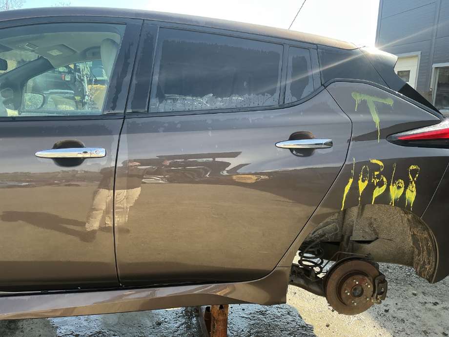 Dør venstre bak til Nissan Leaf, 2018-->> (Type II)  (NISSAN|)