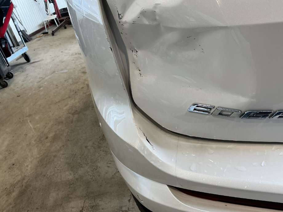 Støtfanger bak til Ford Edge 2016-2019  (FORD|)