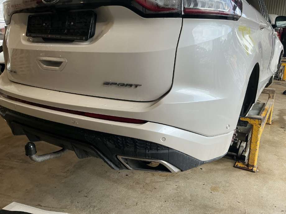 Støtfanger bak til Ford Edge 2016-2019  (FORD|)