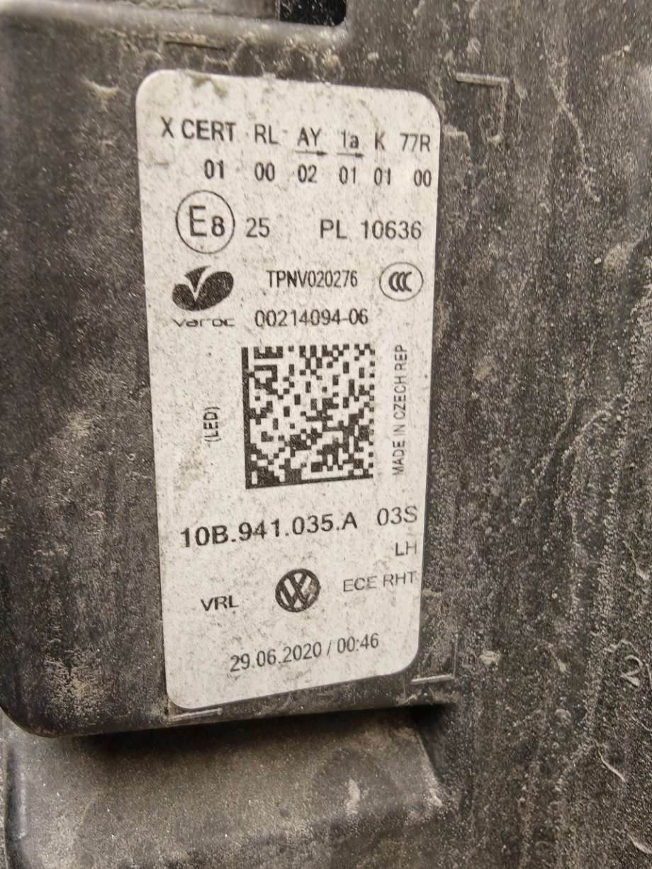 Frontlykt venstre halogen til VW ID.3 2020-->> (VOLKSWAGEN|10B 941 077 A||10B 941 035 A)