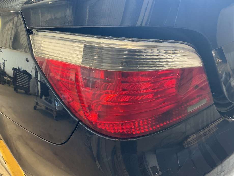 Baklykt venstre til BMW 5-Serie 2003-2010 (E60/E61) (E60/E61) (BMW|)