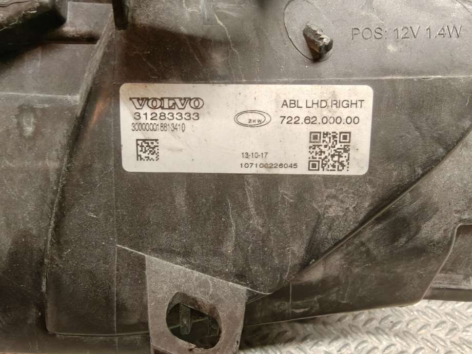 Frontlykt høyre halogen til Volvo V40 2012-2019  (VOLVO|31383159||31283333)