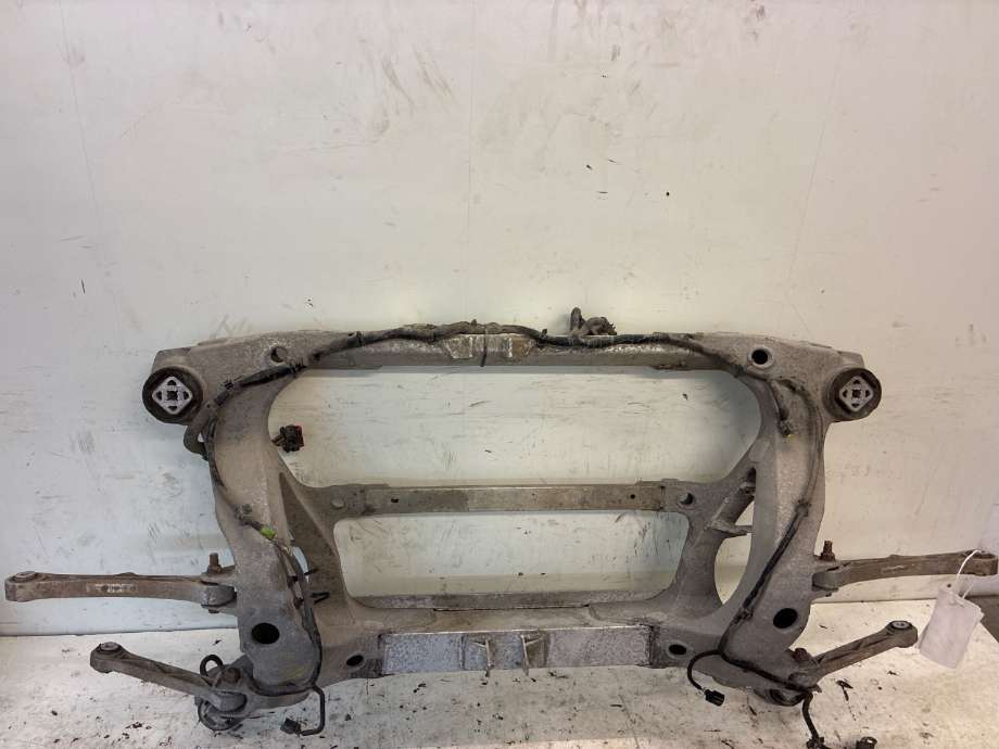 Travers bak til Tesla Model S, 2013-2016 (Fase 1) (600701200E)