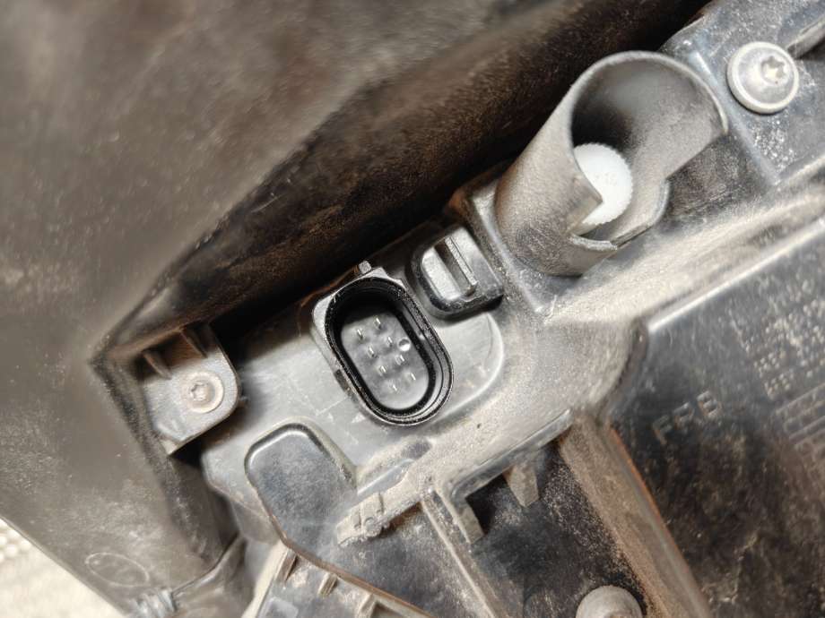 Baklykt venstre til VW ID.3 2020-->>  (VOLKSWAGEN|10A 945 207 G|10A 945 207 C)
