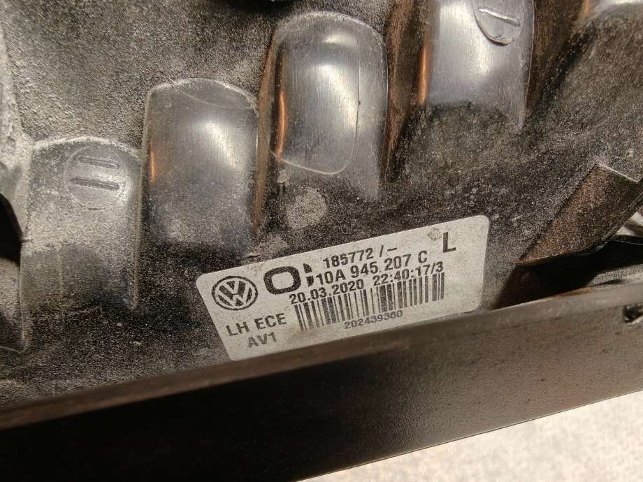 Baklykt venstre til VW ID.3 2020-->>  (VOLKSWAGEN|10A 945 207 G|10A 945 207 C)