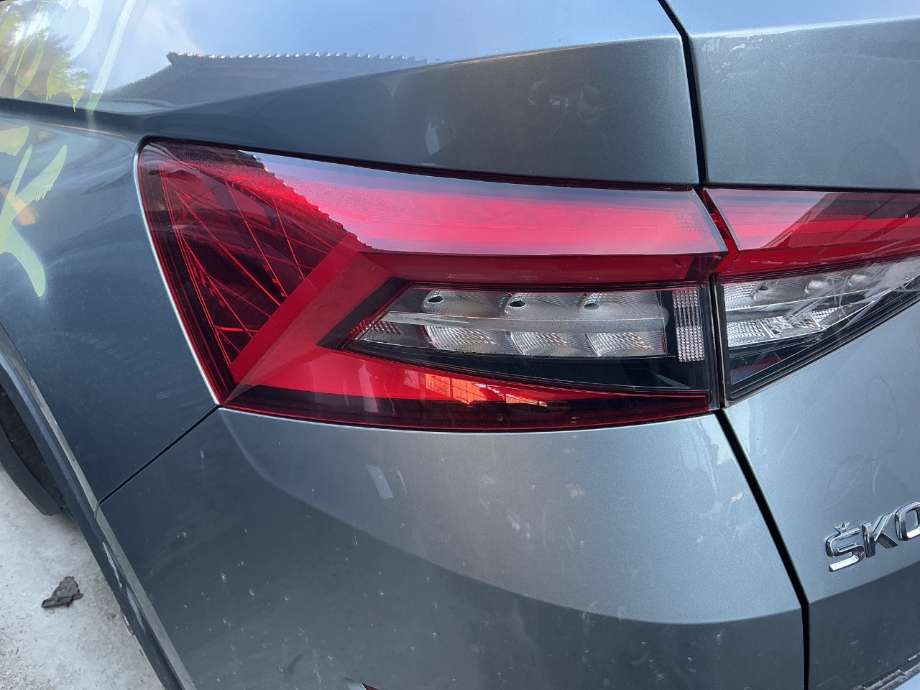 Baklykt venstre til Škoda Kodiaq 2017-->> (SKODA|)
