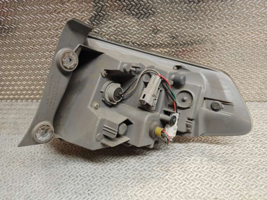 Baklykt venstre til Subaru Impreza 2008-2012 (Type III)  (SUBARU|84912FG030|)