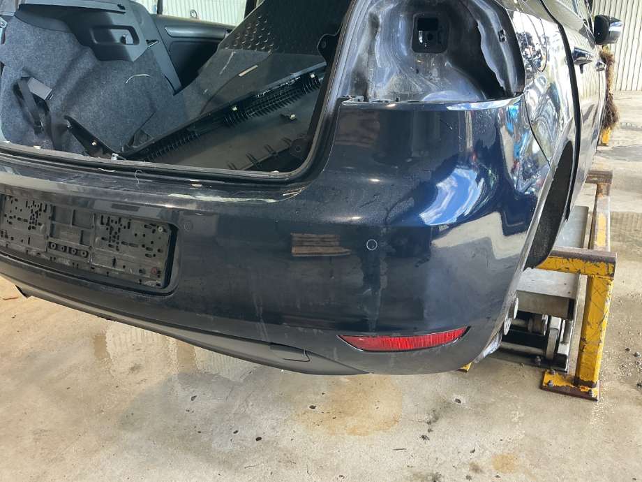 Støtfanger bak til VW Golf VI 2008-2012 (VOLKSWAGEN|)