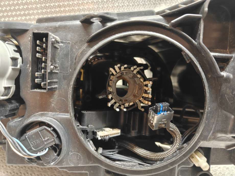 Frontlykt høyre xenon til Citroën C5 2008-2017 (Type II) (CITROEN|6206 Q1|6206 J0|96 848 450 80)