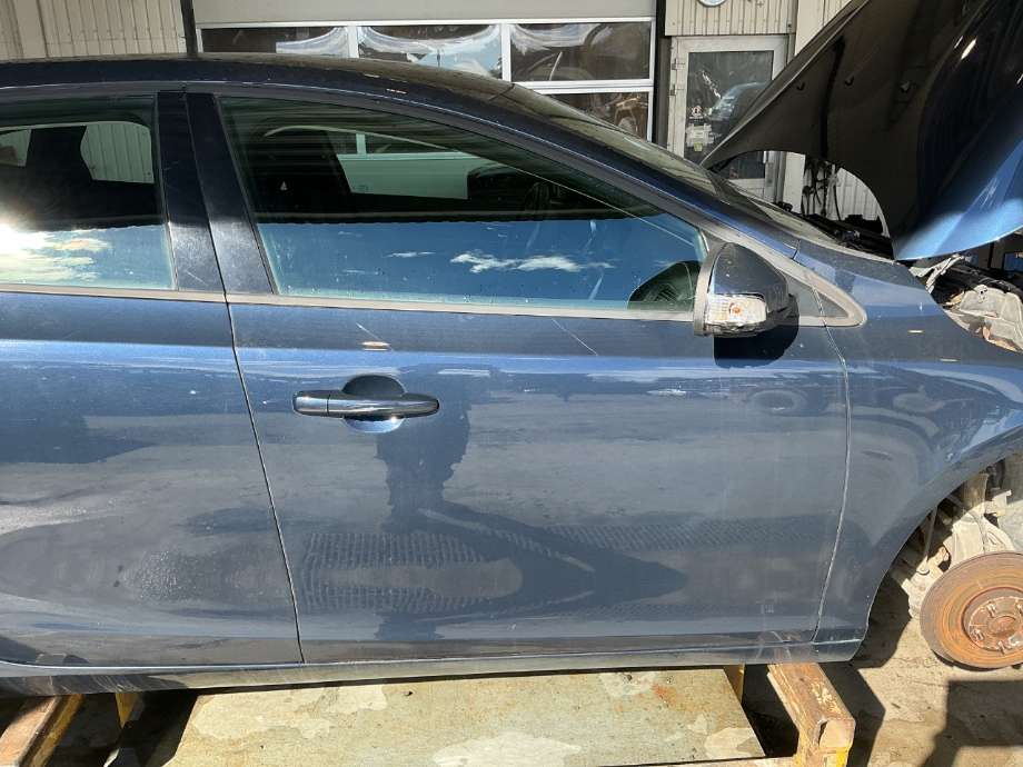 Dør høyre foran til Volvo V40, 2012-2019  (VOLVO|)