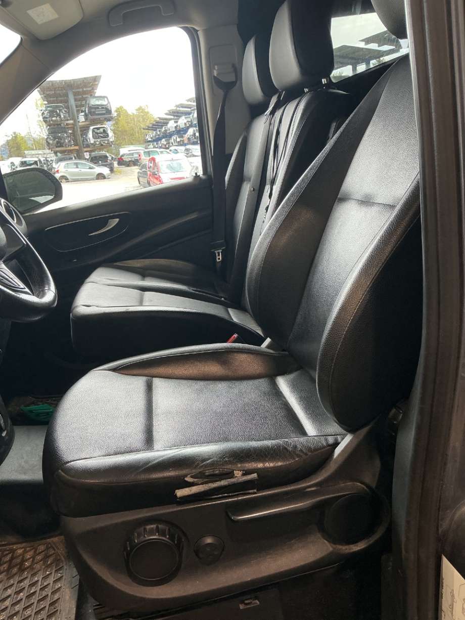 Sete foran venstre til Mercedes Vito, 2014-->> (W447) (W447) (MERCEDES|)