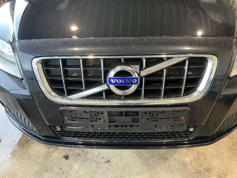 Grill til Volvo V70, 2007-2013 (Type III, Fase 1)  (VOLVO|)