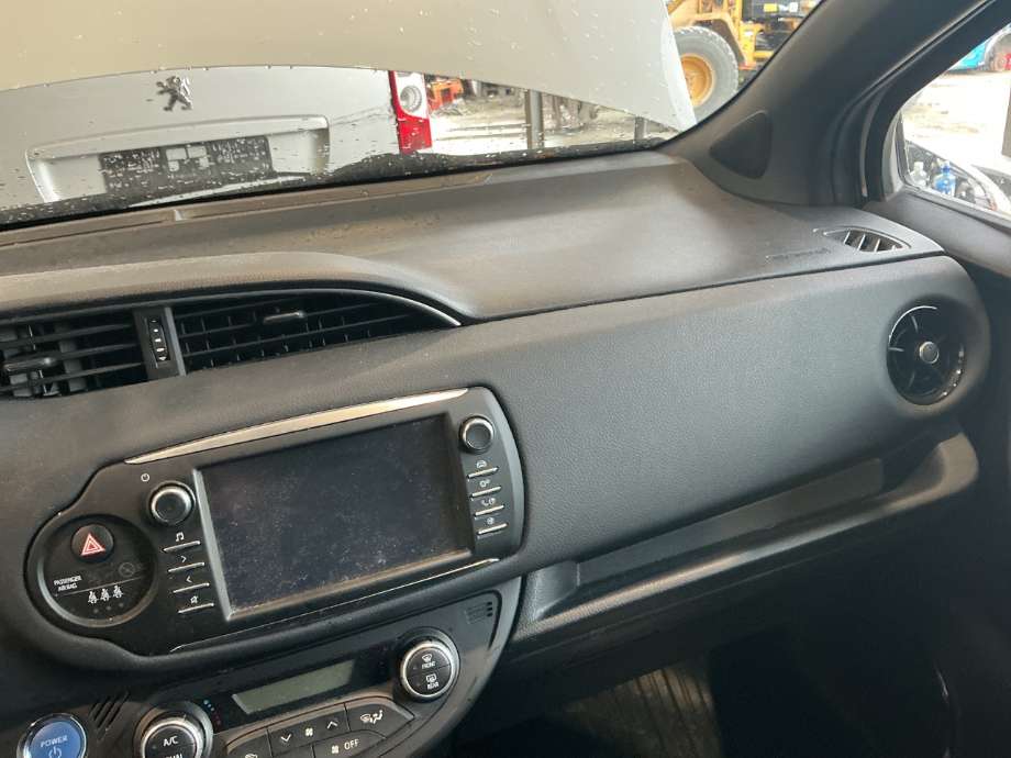 Dashbord til Toyota Yaris 2014-2020 (Type III, Fase 2) (TOYOTA|)