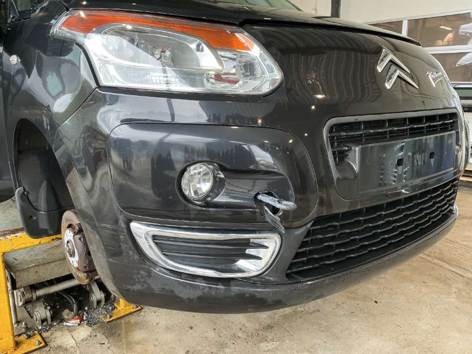 Støtfanger foran til Citroën C3, Picasso, 2009-2017 (CITROEN|)