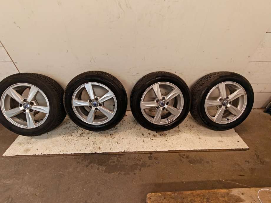 Felgsett aluminium til Volvo V40, 2012-2019  (VOLVO|)