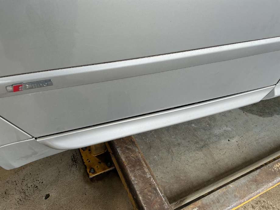 Dør høyre bak til Audi A4 2004-2008 (Type III) (B7) (B7) (AUDI|)