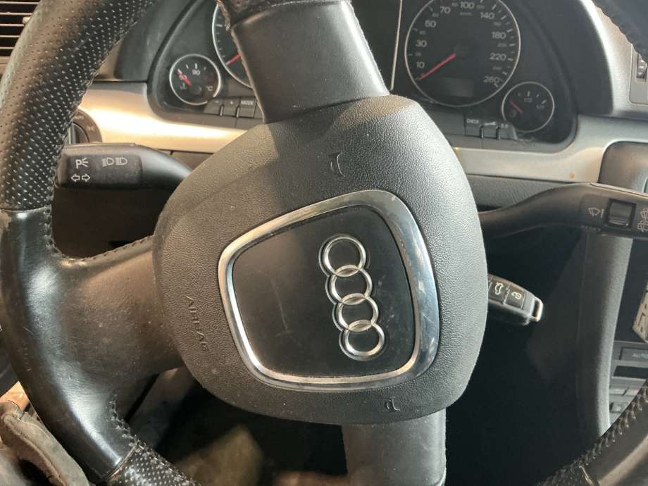 Airbag rattpute til Audi A4, 2004-2008 (Type III) (B7) (B7) (AUDI|)