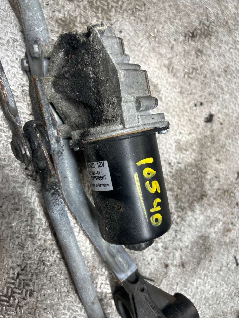 Viskermotor frontrute til BMW 5-Serie, 2003-2010 (E60/E61) (E60/E61) (BMW|61617194029)
