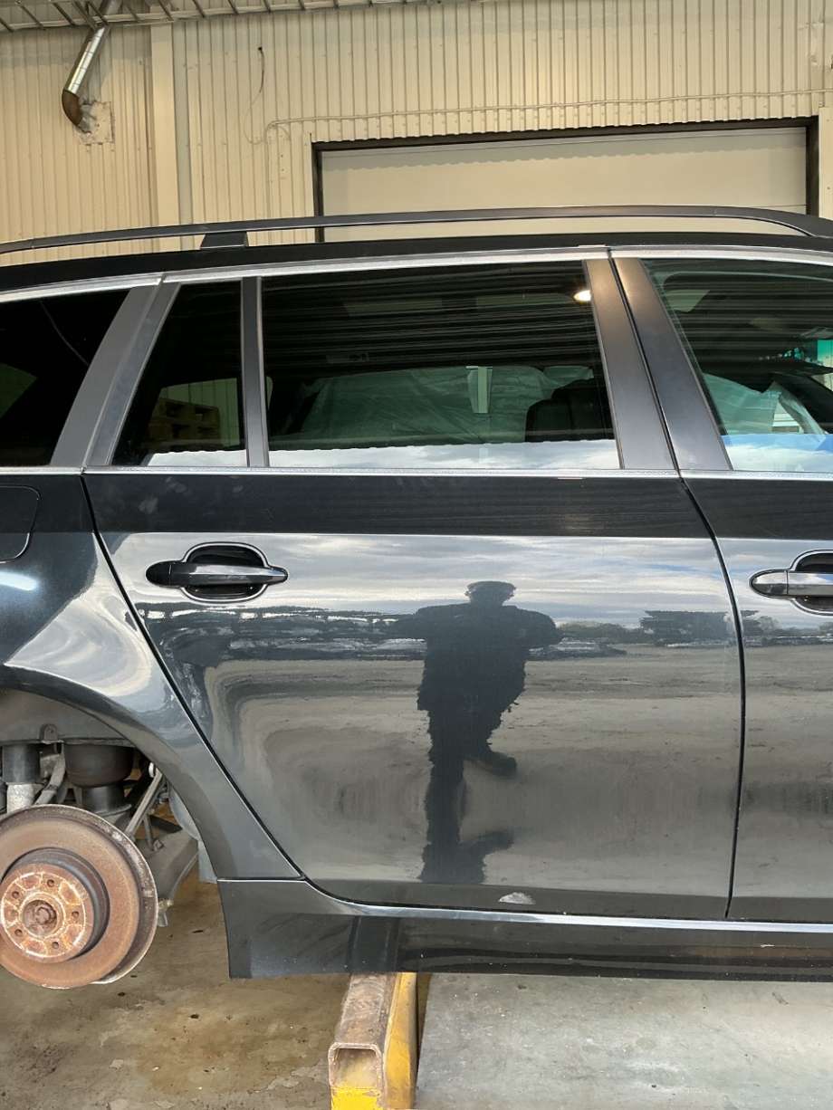 Dør høyre bak til BMW 5-Serie, 2003-2010 (E60/E61) (E60/E61) (BMW|)