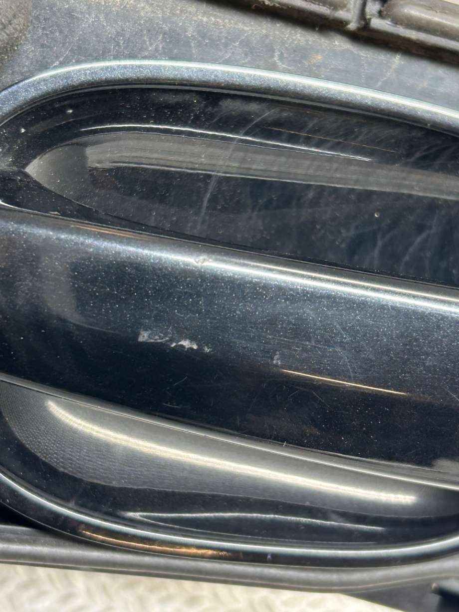 Dørhåndtak utv høyre foran til BMW 5-Serie 2003-2010 (E60/E61) (E60/E61) (BMW|51217199556|51216961444|)