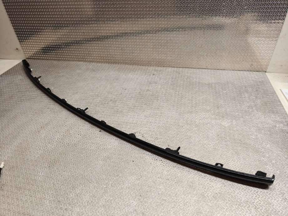 Lister til Volvo EX30, 2023-->>  (VOLVO|80001882)