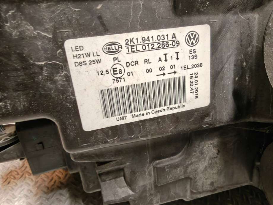 Frontlykt venstre xenon til VW Caddy 2015-2020 (Type III, Fase 3)  (VOLKSWAGEN|2K1 941 039 A||2K1 941 031 A)