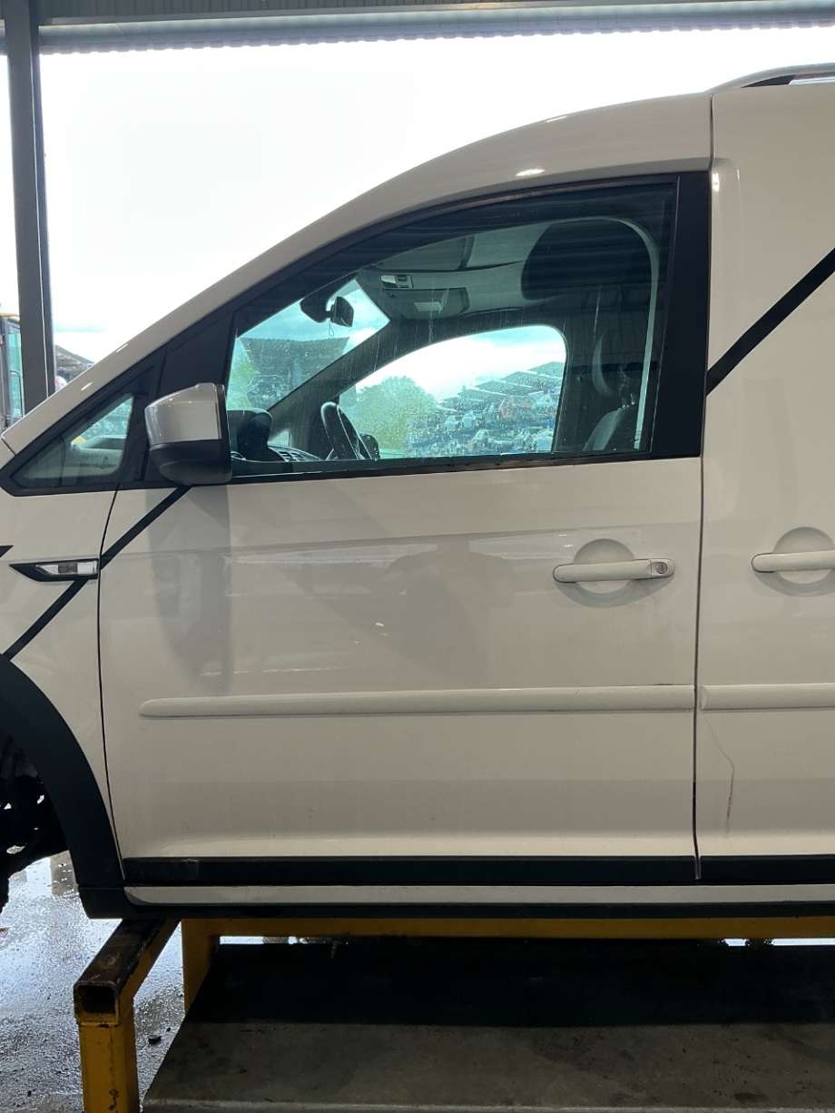Dør venstre 2dørs til VW Caddy 2015-2020 (Type III, Fase 3) (VOLKSWAGEN|)