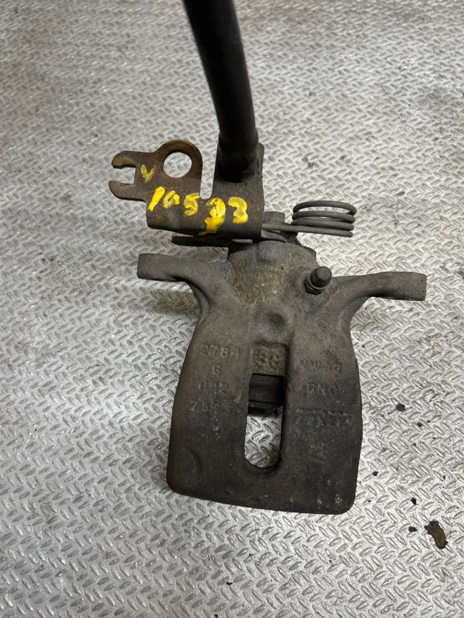 Bremsecaliper venstre bak til VW Caddy, 2015-2020 (Type III, Fase 3) (VOLKSWAGEN|2K5615423A)